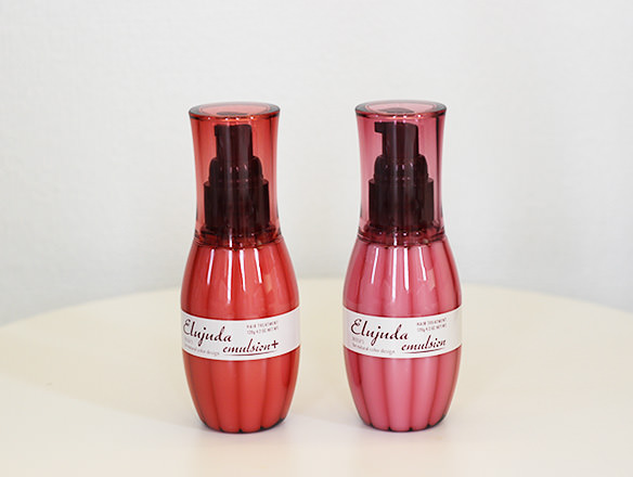 ヘアケアアイテム写真